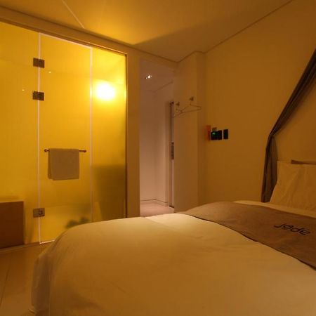 Hotel Jade Seul Quarto foto